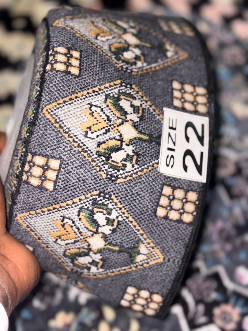 Reeqab_Royale's tweet photo. This Cap Screams Class,
Crafted with Perfection,
Size: 22
Price: 25,000 Naira Only.
Location: Maiduguri 
 Nation wide Delivery. https://t.co/dsS4CiXGnB