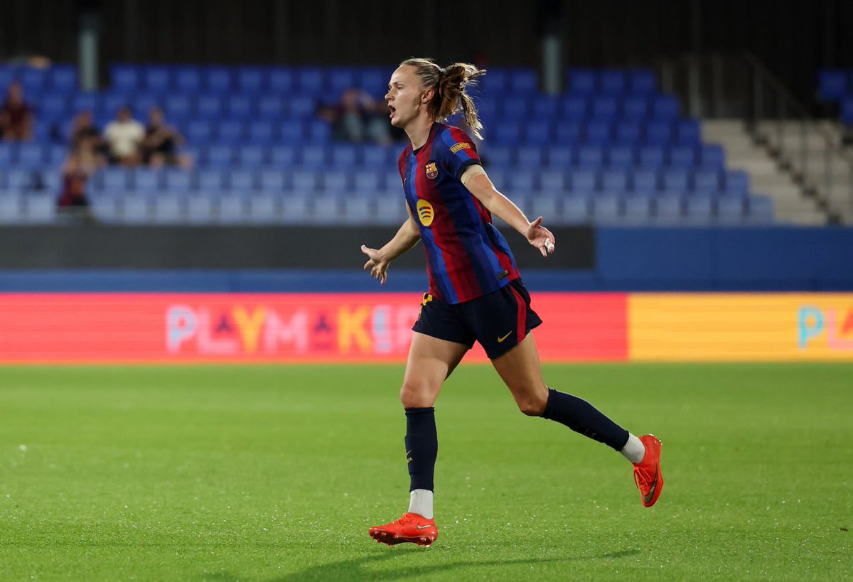 mundopelotanet's tweet photo. Caroline Graham Hansen con un inicio de temporada que puede significar un año descomunal:

⚽️🅰️🅰️ vs UDCA Tenerife
🅰️🅰️ vs Sevilla
⚽️🅰️ vs Atlético de Madrid
⚽️ vs Alavés
⚽️🅰️🅰️ vs Paris FC

11 G+A y volviendo a mostrar su mejor versión con el Barça Femení. 🇳🇴🔵🔴 #UWCL https://t.co/8onMiNGSqX