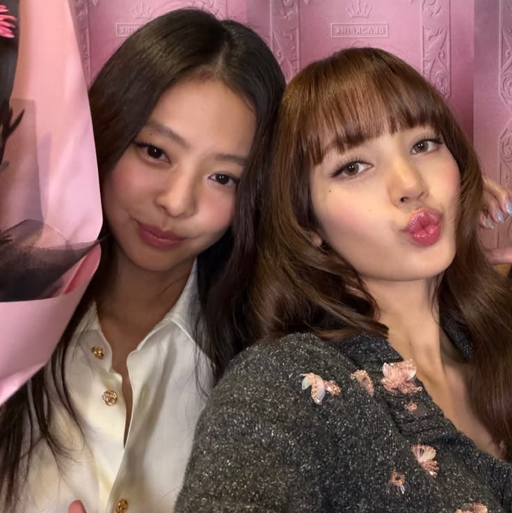 solelvs1989's tweet photo. #sondam as #jenlisa ! https://t.co/RrKvJLLFuc