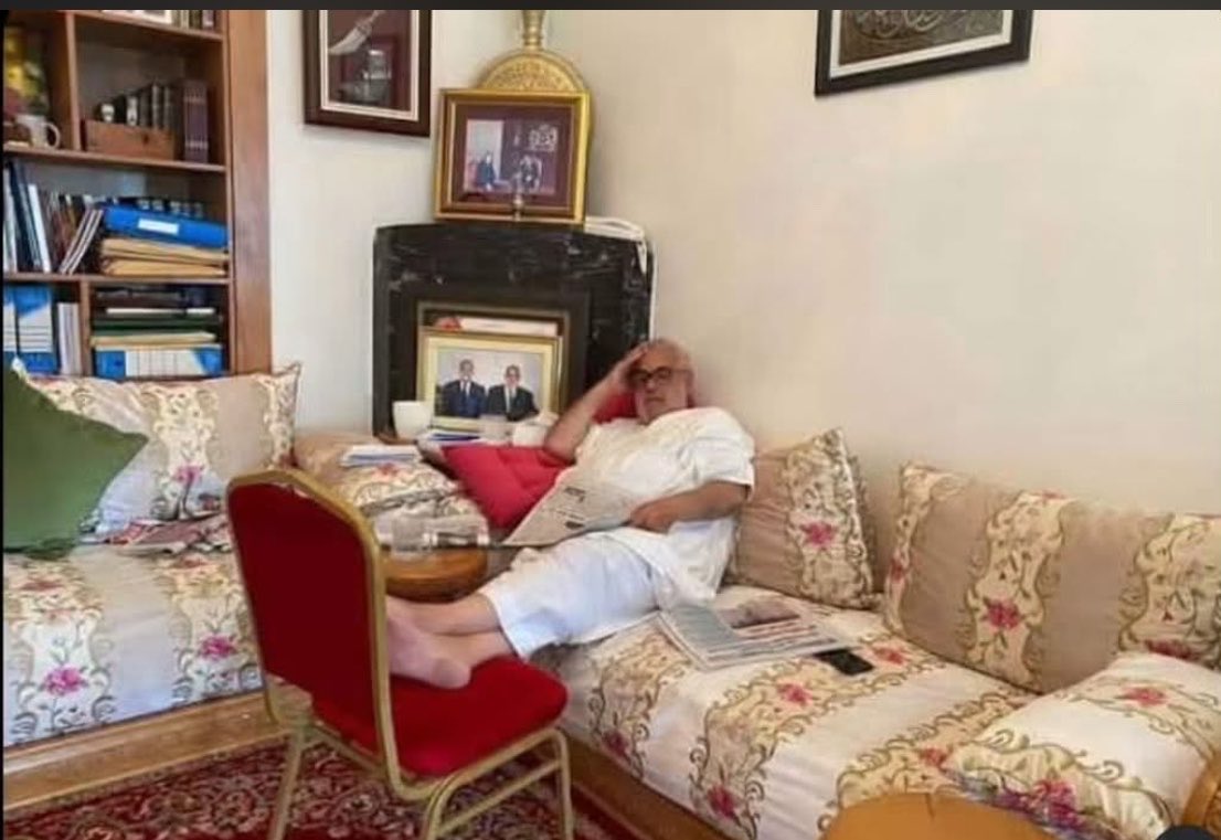 titritvis's tweet photo. جاكم الموت يا تاركين الصلاة 😭😭 https://t.co/UM8DUjPw4J