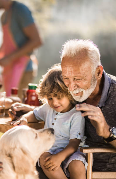 RBowldsd0kf's tweet photo. 海辺の朝とわんちゃん🌅🐶 https://t.co/kdBDB4w7GH