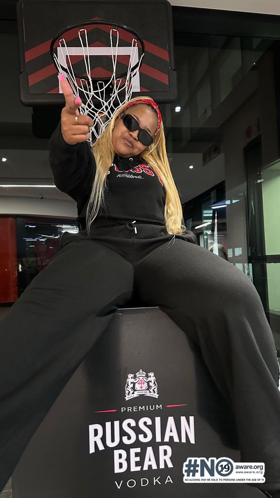Yfm's tweet photo. Wednesday's are for kicks with @RussianBearSA and we've GOT @YvetteFloss
LIVE on Uncensored, lock in!
@RussianBearSA
#uncensored #kingofkicksvaultedition #yworld https://t.co/mOwqlQycIO