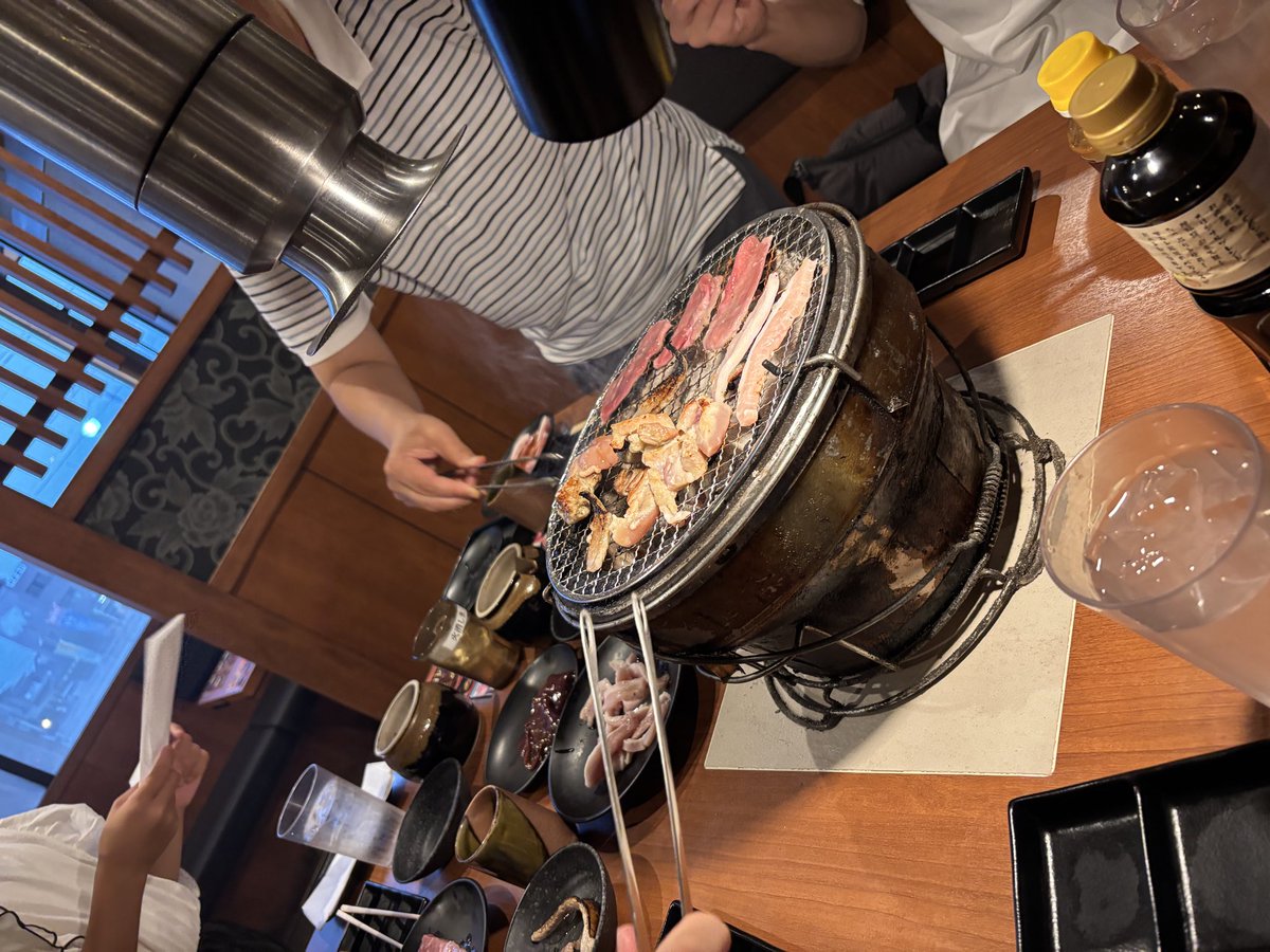 haru7_hide's tweet photo. 9/23 #ゆるトレ 連続306日目💪🔥

 【今日のワークアウト】
脚トレ🦵✨ 自転車10km／ウォーキング4kmのみ  

今日は久しぶりに家族みんな揃ったので焼肉へ🥩✨ 
楽しい時間だったのもあって、年甲斐もなくついつい食べ過ぎてきつかった〜🤣💦 
食べ過ぎは気をつけよう😆 ✨
 
#50代健康 #宅トレ #自重 https://t.co/ajfyudL4Tg