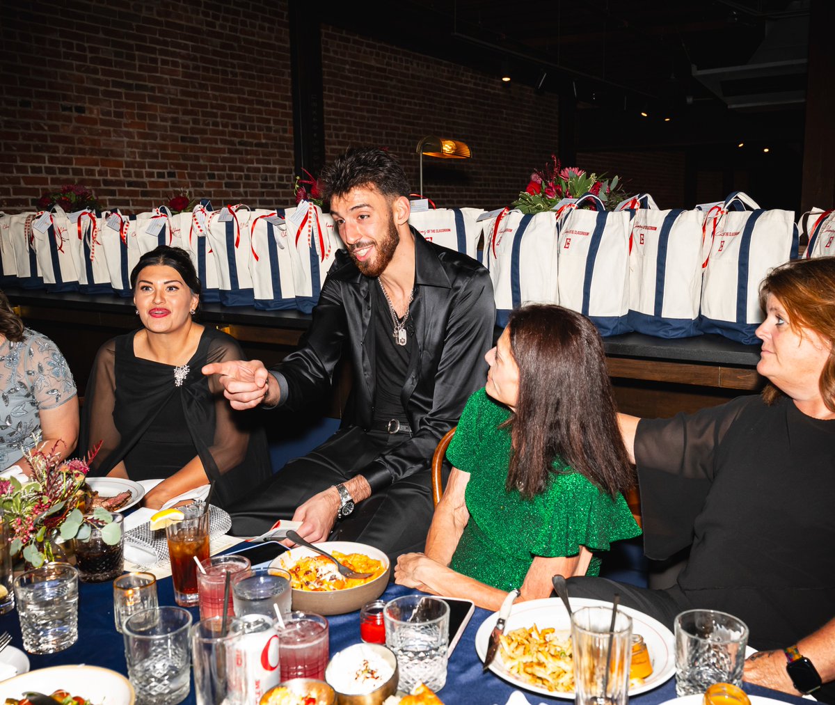 okcthunder's tweet photo. After helping with their back-to-school wish lists, @ChetHolmgren and his family treated OKC educators to a night of celebration and support 💙 https://t.co/ebp2ehTmig