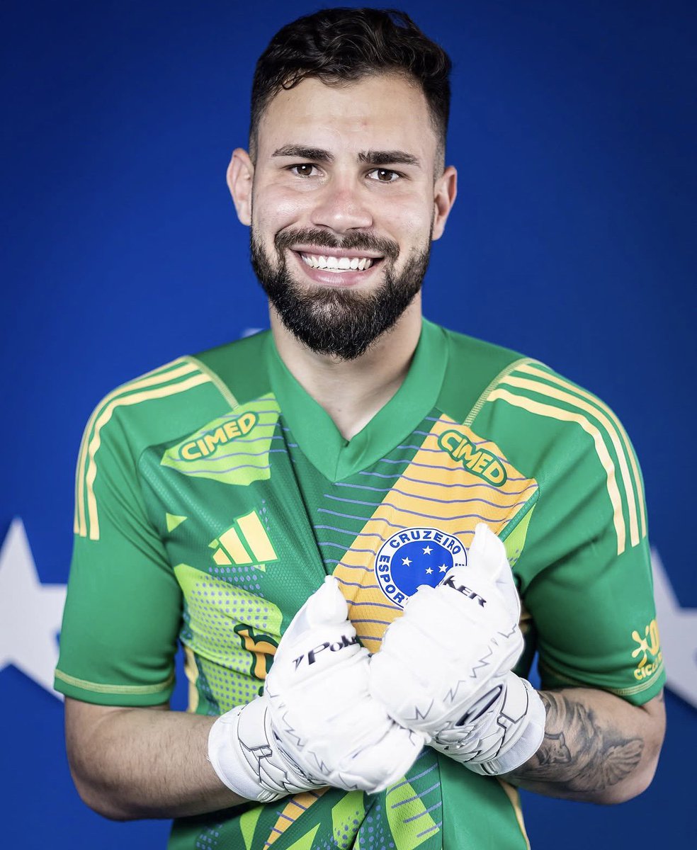 Carbonero_BR's tweet photo. 🚨 ÚLTIMA HORA!

o primeiro pedido do tecnico eduardo Baptista seria o amputamento das 2 mãos do jogador Matheus Cunha.

🗞 | @geglobo https://t.co/epXsQVUGby