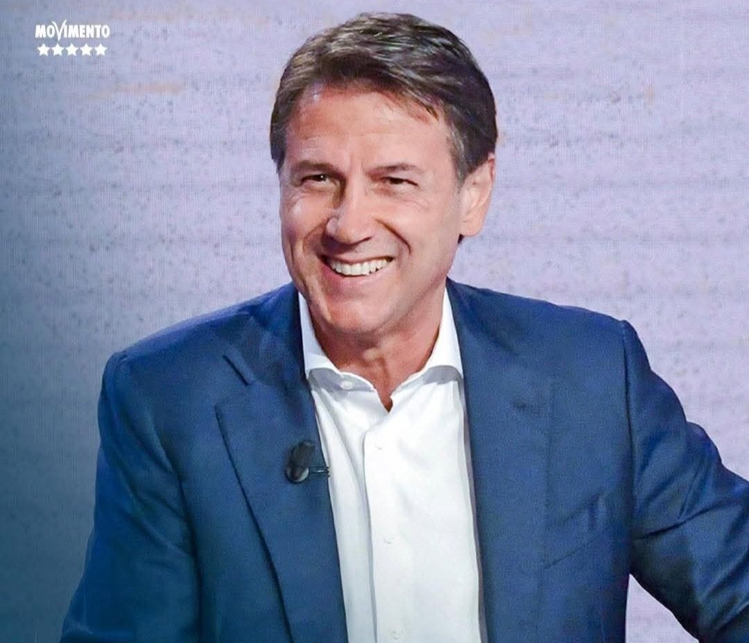 BracaliM's tweet photo. So già chi votare alle primarie, l'unico che fa paura alle destre all'establishment alle lobby, perché riequilibrerebbe gli squilibri di questa società a favore della gente e dei più bisognosi. #iostoconConte #M5S #dallapartegiusta https://t.co/XecwaLEjYf