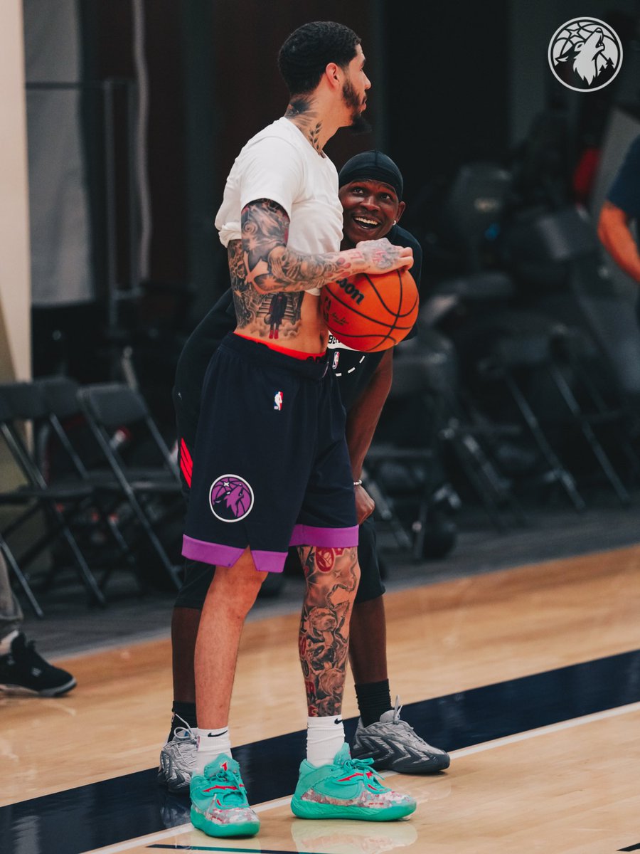 Ant, LaMelo and JMac gearing up for the 2026-27 season 😤

Minnesota opens next season on the road against Miami on October 21st!

(via @​Timberwolves) 
 [📷](h
