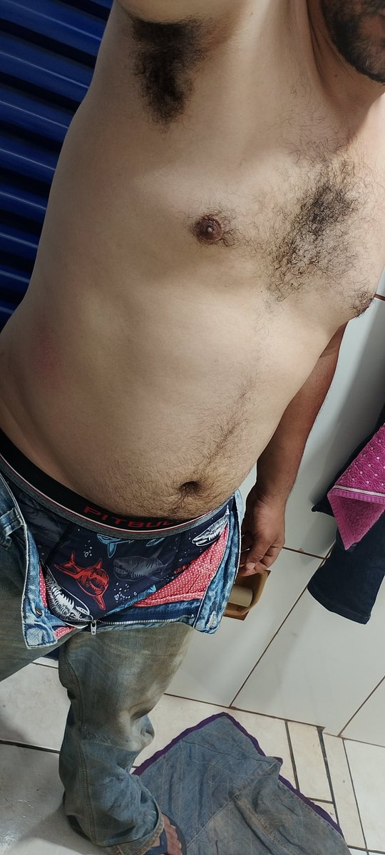 goiano92's tweet photo. Sente o cheiro🤠 https://t.co/jLnPAp2IHX
# #
#smegma #sebo #cock #pubichair #dick #paugostoso #smellydick #smellycock #machosafado #naughtmale #horny #hot #pig #porcao #tesao #cowboy #peao #Suor #cheirao https://t.co/Mc1MFVgOfR