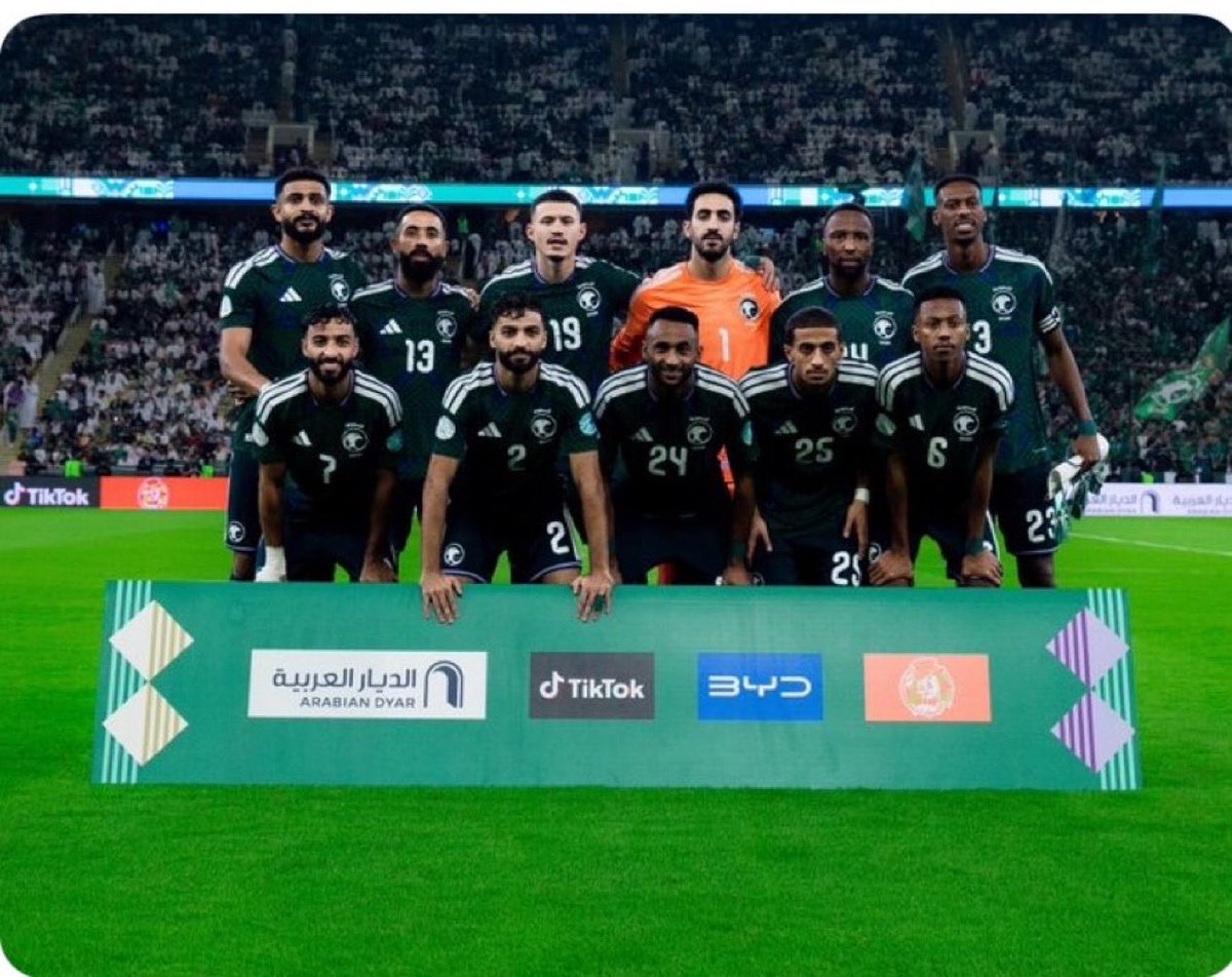 _a2my_'s tweet photo. @AzizbagBag ماشاءالله عز وفخر 😍
الف مبرووووك لمنتخبنا الوطني 
والقادم أجمل بإذن الله 💚🇸🇦
#السعودية_الكويت 
في اليوم الوطني 
صقورنا الخضر ينتصرون
👏💚👏💚👏
ألف مبروك وهارد لك لأشقائنا منتخب الكويت
@AzizbagBag 
🇸🇦💚🇸🇦 https://t.co/8NXP5oTlgt