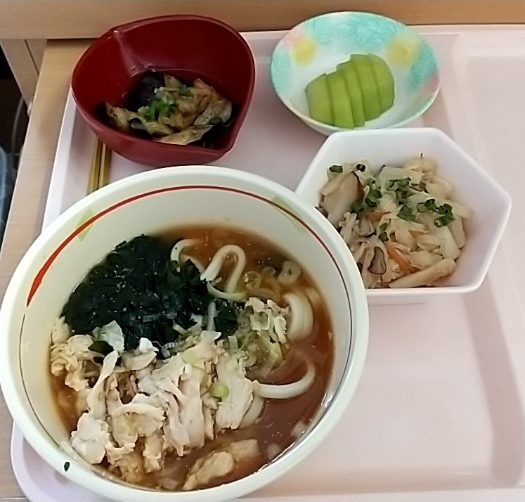82565180a's tweet photo. 昨日の病院食
#病院食、#入院 https://t.co/TjrDJYI3kQ