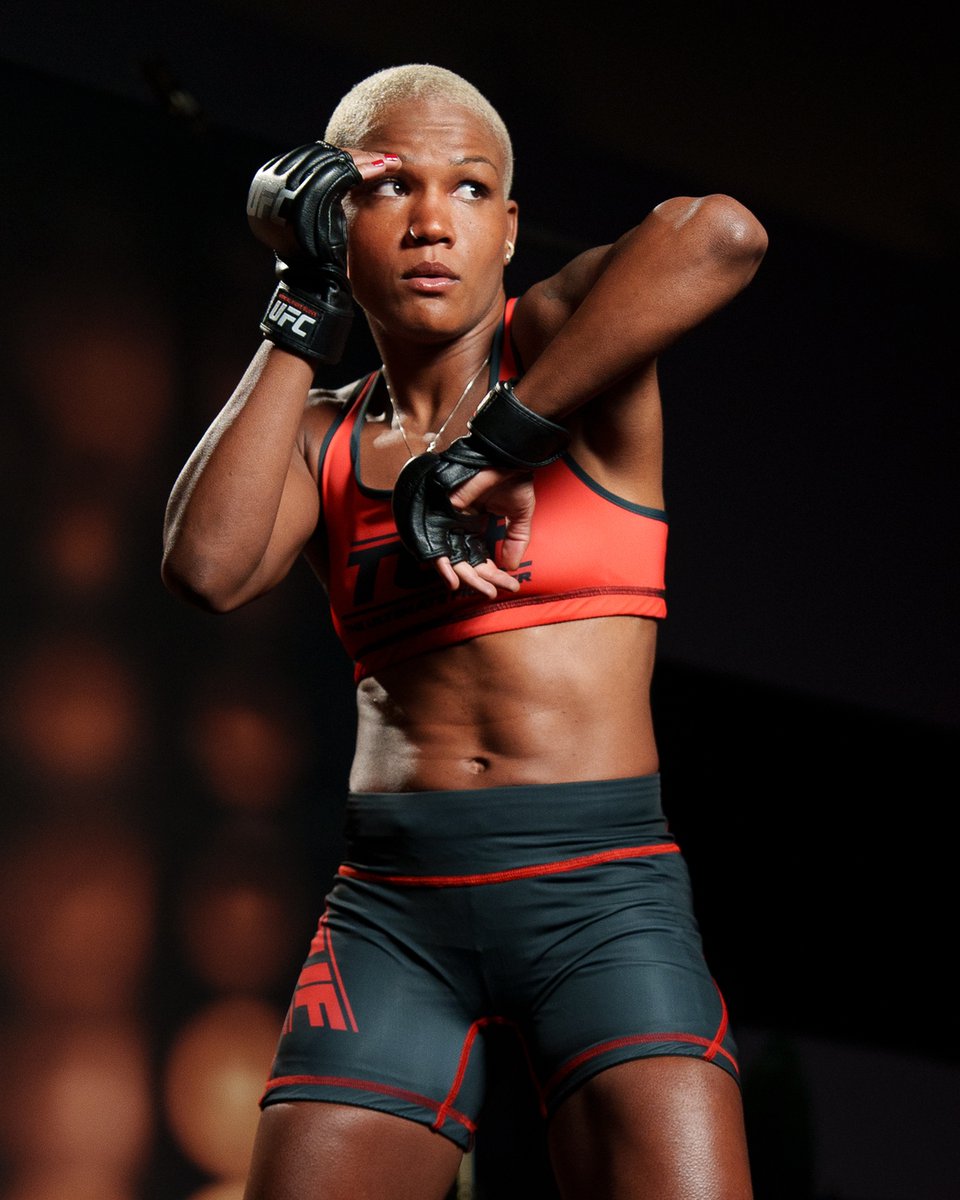ufc's tweet photo. Looking to make a statement 🤫

Tina Black is prepared to make the most of the #TUF34 Finale!

[ #UFCVegas121 LIVE SEP 26 at 8pmET on @ParamountPlus ] https://t.co/5FB8XX34mc