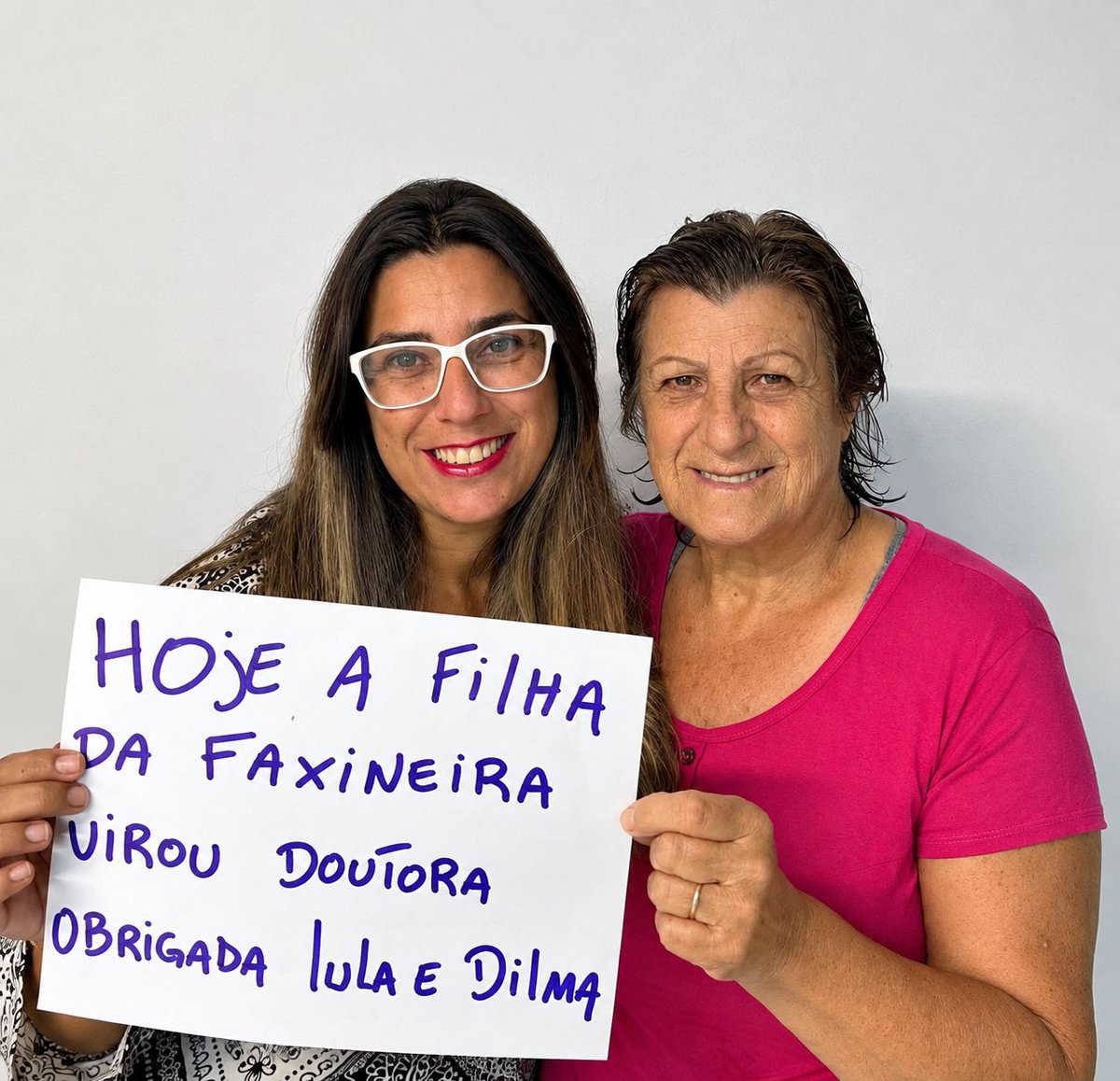 nessa_n_gil's tweet photo. Outro conto do PT que eu caí: filha de faxineira pode ser doutora. https://t.co/heYZKPeKZs