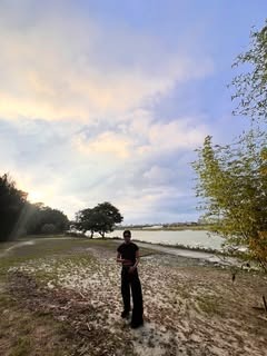 PenelopeMovecr's tweet photo. 我還是覺得狼人殺很啥小
第一天第一個睜開眼睛的人到底是要推出什麼理
然後沒東西講 後面就會踩他划水、是狼、偏壞人 蛤？？？？？ https://t.co/OXECVuWEJG