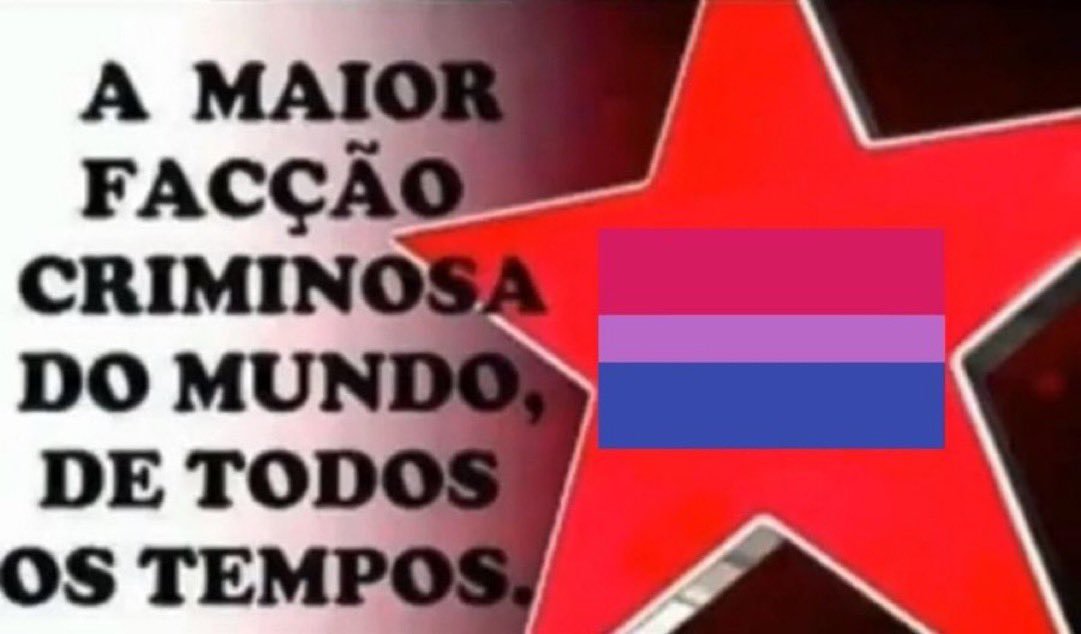 goldocarlao's tweet photo. o mais irônico de tudo é que eu me assumi pra minha mãe justamente no dia da visibilidade bissexual.

dito isso, feliz nosso dia❤️💜💙 https://t.co/TAal6rXfiq