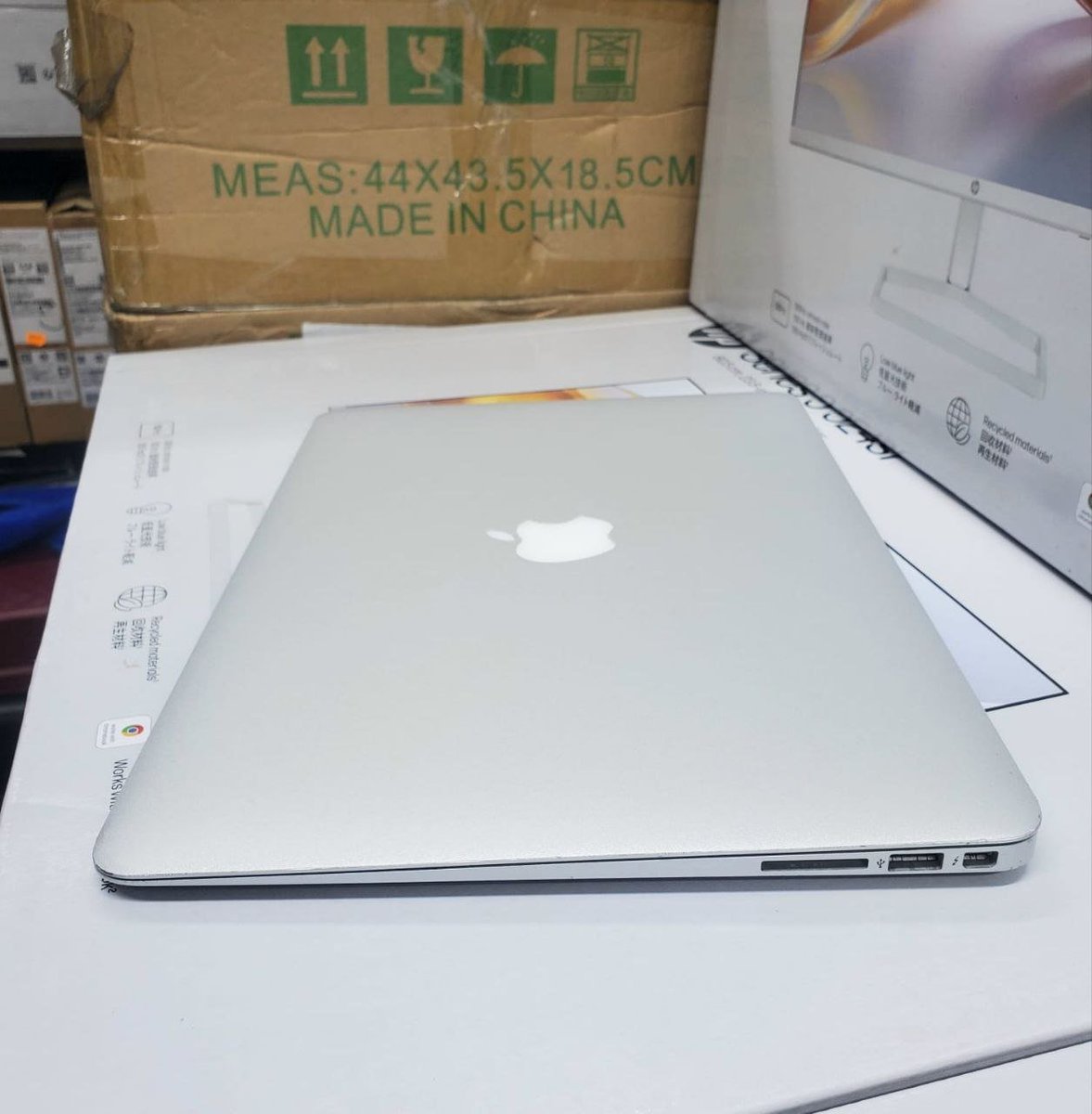 Teccosscomputer's tweet photo. @ksh.45,000
Apple Macbook Air 2017
Intel core i5
8gb ram
256gb ssd
13.3" display
Backlit keyboard https://t.co/Pahe4L7awi