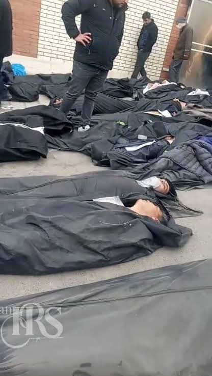 Yazzdgerd's tweet photo. @BMeinl How can you sit and talk so easily with the murderers of the Iranian nation?! Really, shame on you! 
In the past 9 months, these people have shot more than 72,000 Iranian protesters in the streets. https://t.co/02MJ2kmjn1