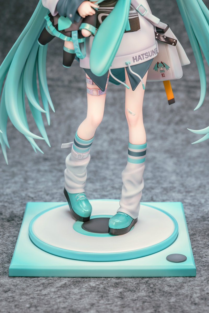 KE2August's tweet photo. 初音ミク - MiniMe 1/6 Design by Kieed

人気イラストレーター Kieed先生の原画を元に、私が原型制作を担当した初音ミクのフィギュアを、WF2026上海にて展示いたします。  

イラスト:@kieed23232

原型:KEII 

彩色:@chiqisama 

撮影:雨宮一樹
 #初音ミクㅤ #miku #WF2026上海 https://t.co/0xKw5ilQDi