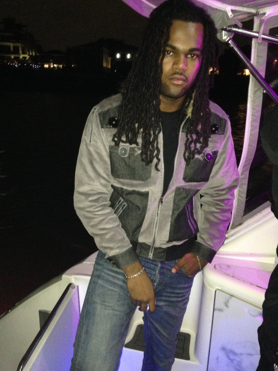 khiivi's tweet photo. Miss my city son https://t.co/1c5lb6MVgc