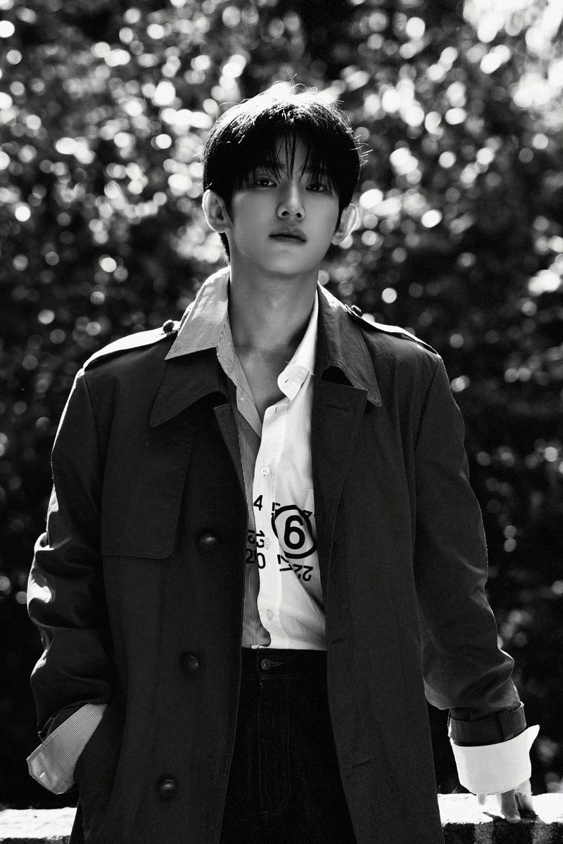 tunguyen626065's tweet photo. Mong cục dàng cả đời bình an hạnh phúc, luôn tiến về phía trước nhé! 

SIWOO MILAN FASHION WEEK SS27

#PARKSIWOOxMM6 
#PARKSIWOOMFWSS27 https://t.co/EuUU0SaluR