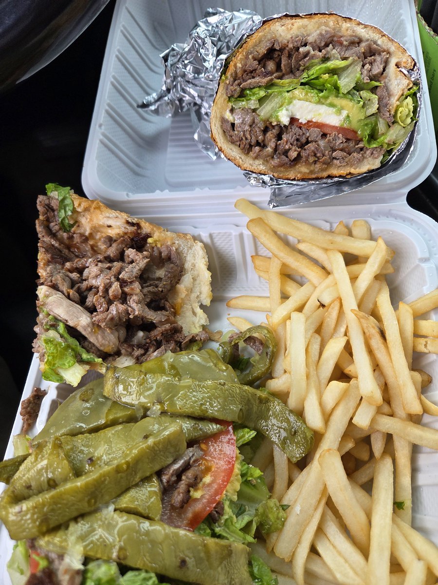 emlts's tweet photo. @daniel_amoia $12 for each. Eat prior to getting on the train in Red Bank https://t.co/SeQWJwcFHa