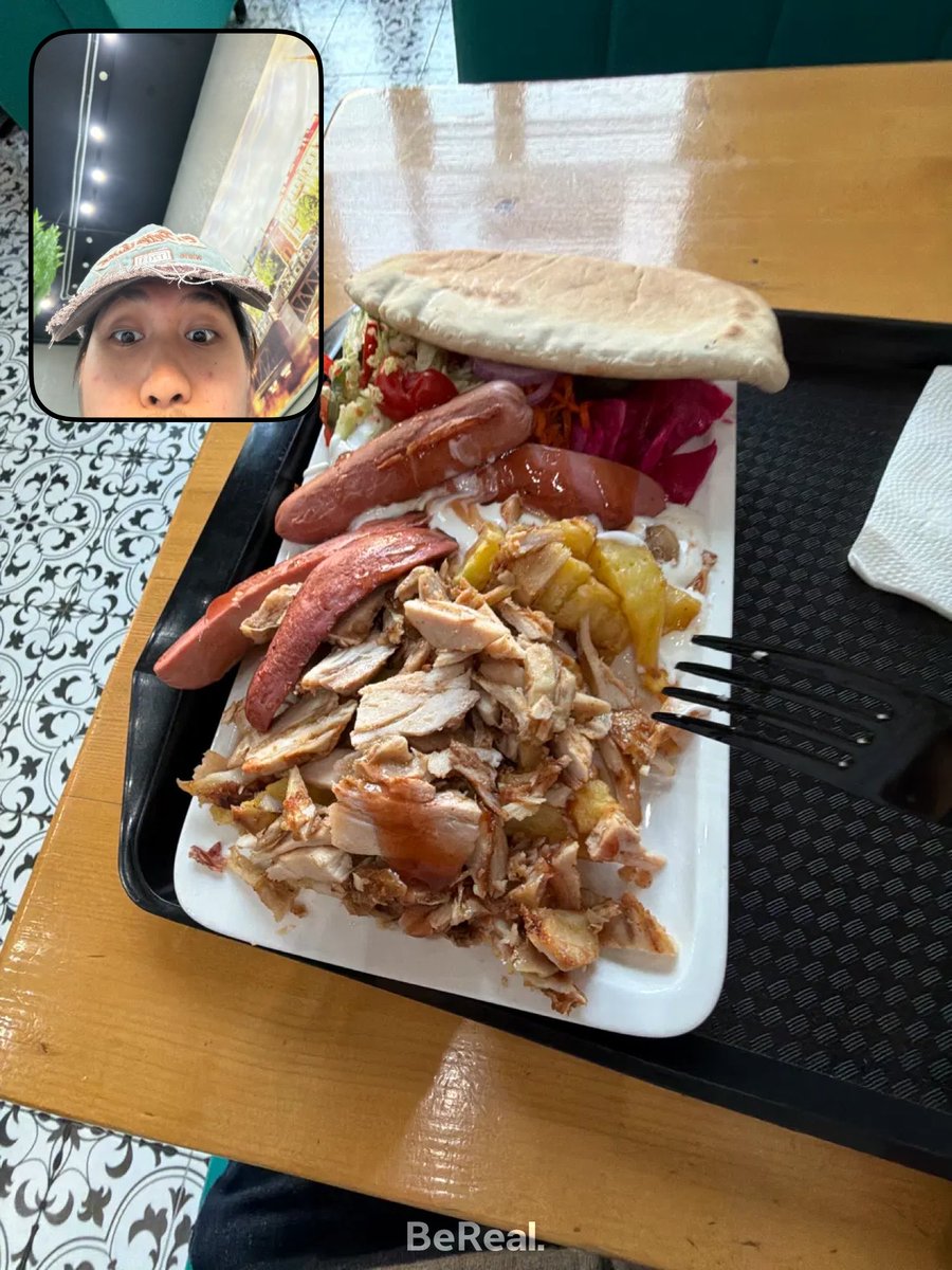 MasterDeer91's tweet photo. You should never disturb a beast while it is eating.😱🦅😡😡😡🔥🔥🔥👊👊👊 https://t.co/MPbU2mpBgE