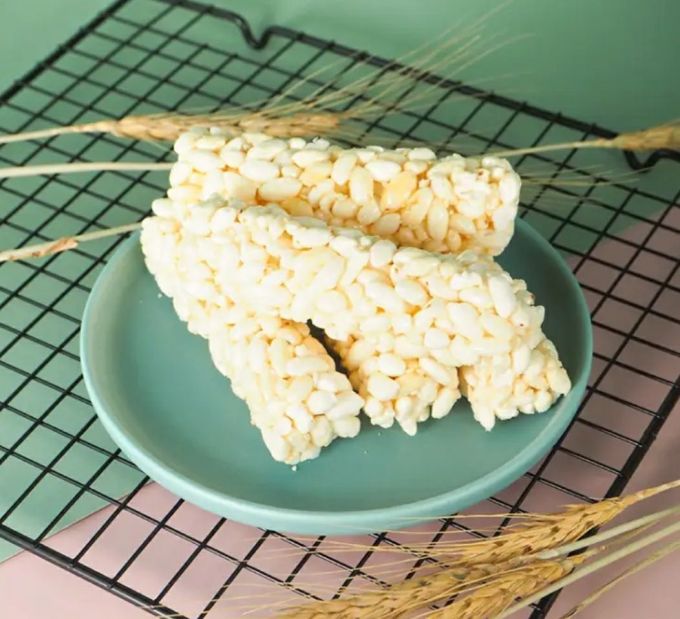 IzolaArchi4rt0's tweet photo. Compartiendo mis snacks favoritos: crispetas de caramelo y galletas rellenas!  Te gustaría probar alguno https://t.co/5gQ4lilC9a