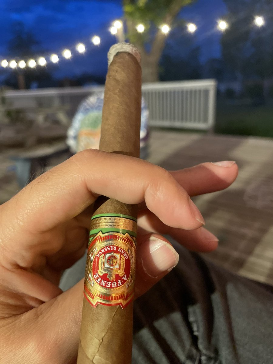 GoonBoolder's tweet photo. @CigarJohn Same. https://t.co/joh2X7hIfN
