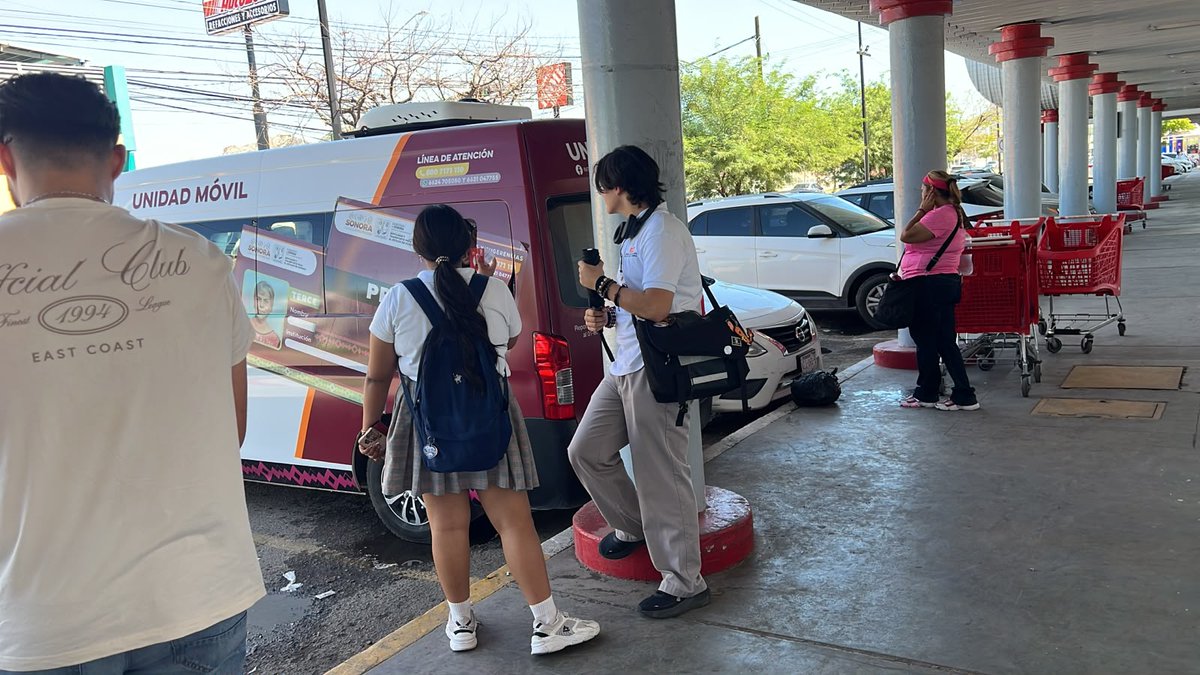 IMTESonora's tweet photo. 🚍🪪 ¡Seguimos credencializando cerca de ti!

Las Unidades Móviles continúan recorriendo #Hermosillo para que puedas tramitarla sin costo y sumarte al pago electrónico.

Recarga tu saldo en OXXO y disfruta una forma más ágil, cómoda y segura de viajar.

#SonoraSeTransforma https://t.co/waRi5psUqU