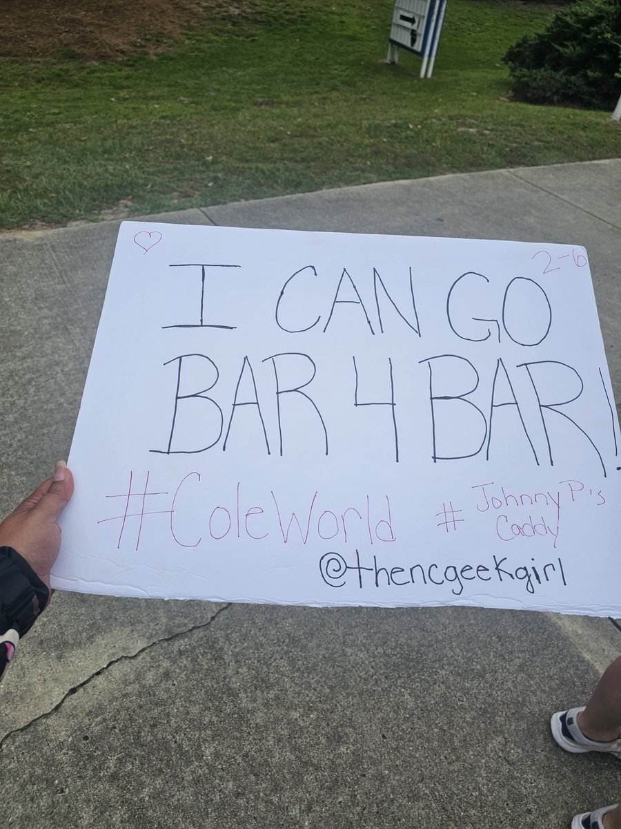 thencgeekgirl's tweet photo. Fingers crossed 🤞 @JColeNC #coleworld #fayettevillenc https://t.co/RIQmUqIC0l