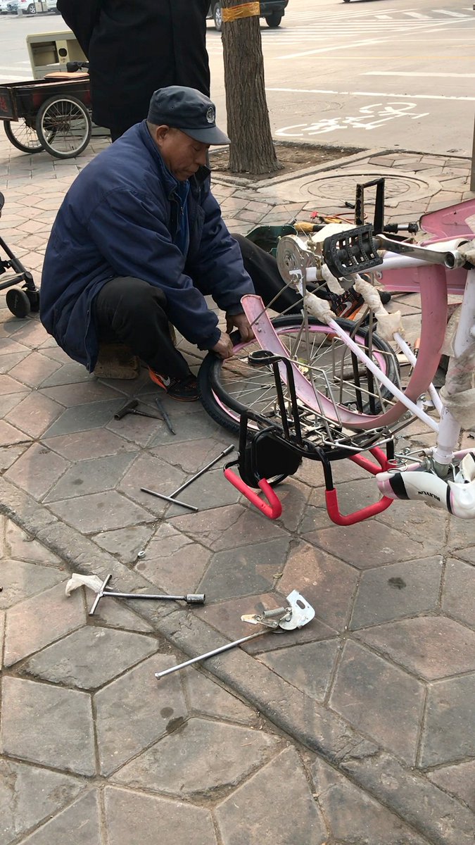 MildaButchu41's tweet photo. Hoy aprendí a arreglar mi bicicleta por mi cuenta, un pequeo cambio que me dio más libertad que cualquier viaje. https://t.co/4oOhewTzfL