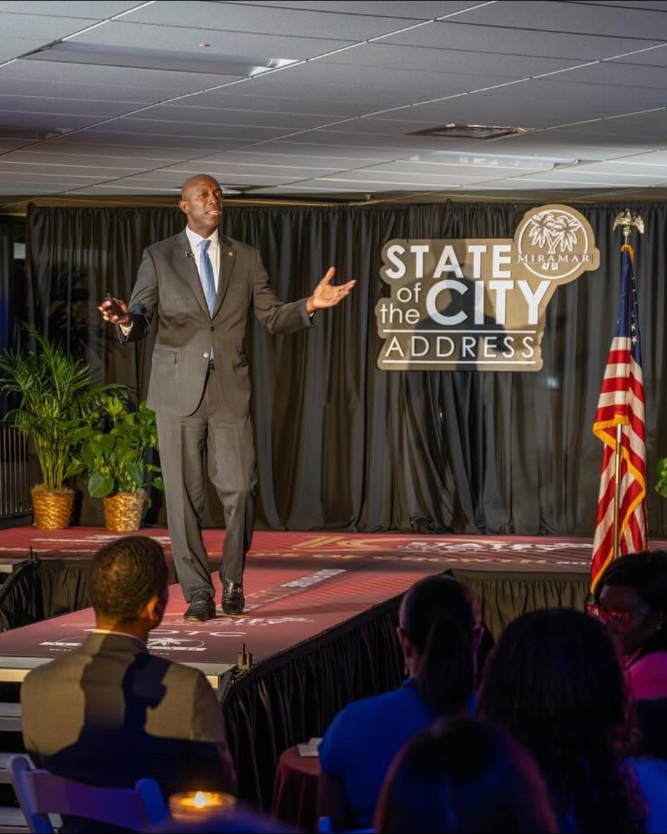CityofMiramar's tweet photo. Join us for the State of the City Address presented by Mayor @WayneMessam

Don’t miss this important event discussing the future of our great city. 

Thursday, October 29 | 6:30pm - 8:00pm
Universal Technical Institute
2601 SW 145th Ave
Miramar, FL 33027

Register at: https://t.co/L14fPl4Ceu