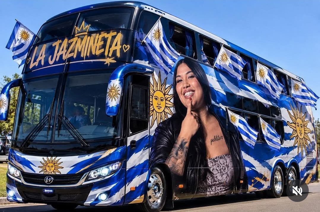 BazzinoSanti's tweet photo. Estoy ESTALLADO #GranHermanoUY https://t.co/10fvlsZPB9