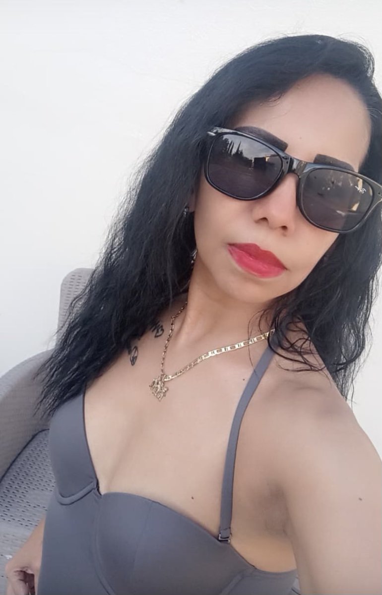 2qtt6ckb86's tweet photo. Una clienta madurita que mandó esa foto por error según ella y la verdad me gustan más de tetas grandes pero a ninguna puta se le hace el feo cuando se te andan ofreciendo 😈😈🔥
#milfputa #doñita #tetaspequeñas https://t.co/V8TRZHw0Qk