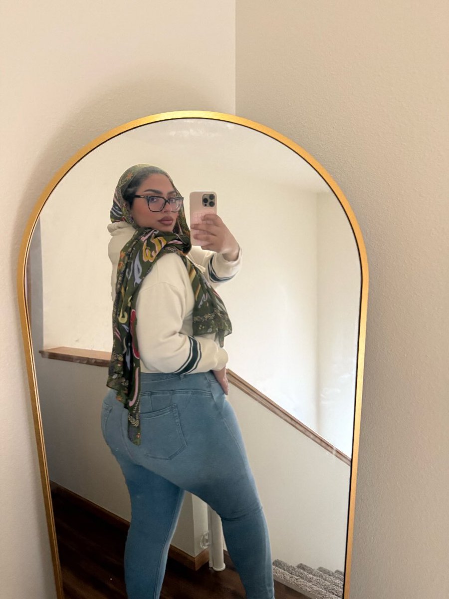 leenalenaaa's tweet photo. 🤪 https://t.co/UjEckSC1Ql