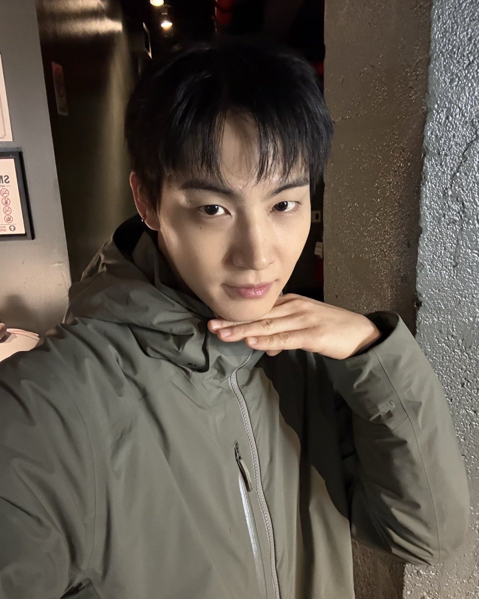 528hzkr's tweet photo. 💚

New York🗽
Y’all ready to turn it up?🔥🔥🔥🔥
Let’s get it, Ahgase💚

#JAYB #제이비 #528Hzkr 
#2026tape_roots_USA https://t.co/1sx8uQptaA