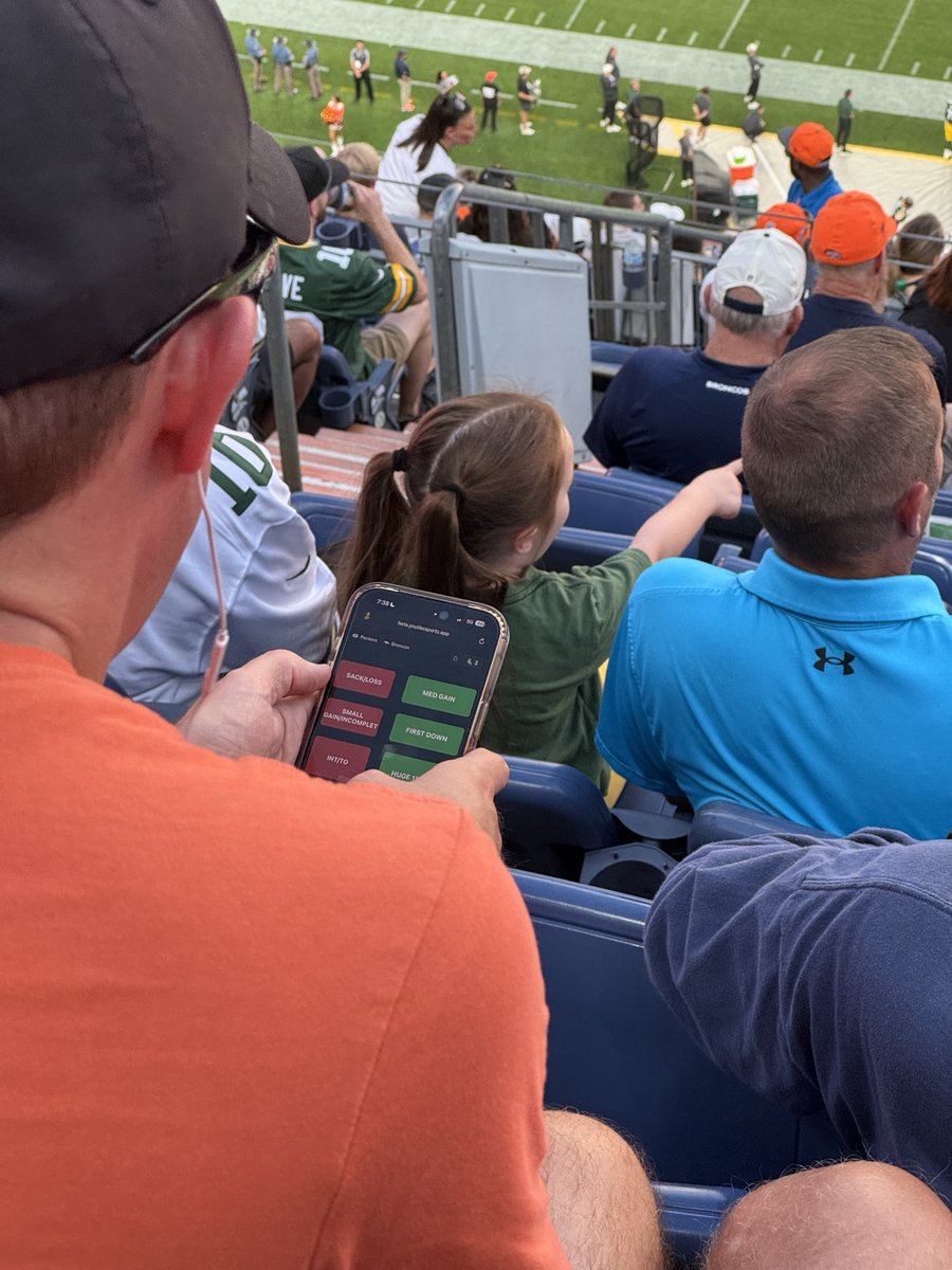 KyleDHiggins's tweet photo. @ddofinternet Watched a guy at the Broncos/Packers preseason game this year, on the phone the entire time, calling out every play as it happened and logging each result in an app. First time I've seen courtsiding up close. https://t.co/rgSzd87RyV