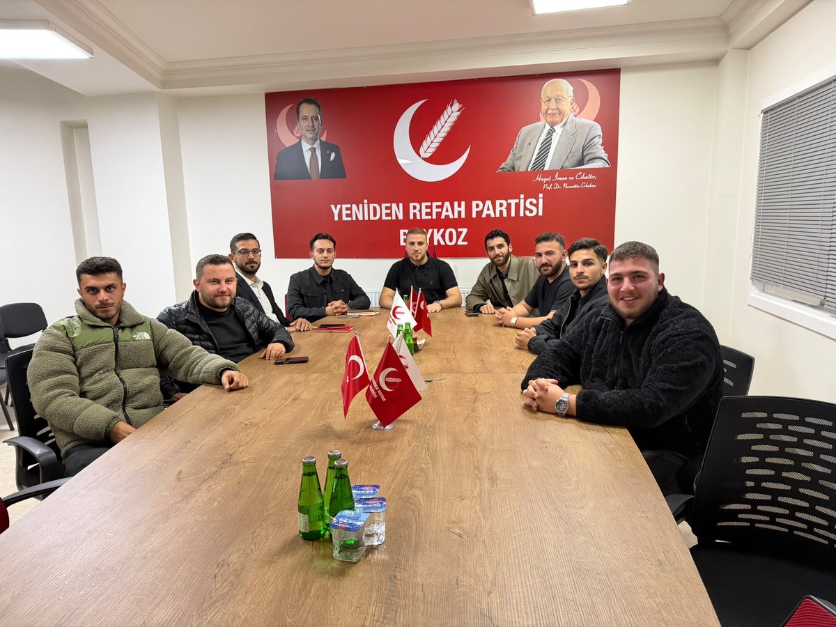 gencrefahist's tweet photo. Beykoz Gençlik Kolları haftalık ilçe toplantısına, İl Gençlik Kolları Başkan Yardımcılarımız Sayın Musa Siyabentoğlu ve Sayın Celal Talha Karabulut katılım sağlamıştır.

İlçe başkanına ve teşkilatına kıymetli katkıları için teşekkür ediyoruz. https://t.co/o47B79vzkA
