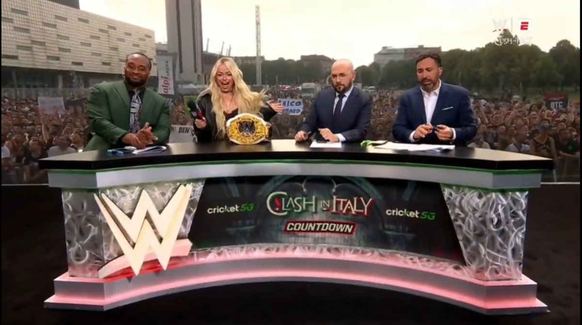 TomPokerFace's tweet photo. @el_ayaan (1) Not only that, the sick bast*rds know the reason she didn't defend the title is they didn't even let her wrestle for 7 WEEKS after Mania because of the head injury they caused on April 6 in that risky backstage scene - RIGHT before Mania 🤕
There's only ONE reason you skip https://t.co/Ch7vDU0X2k