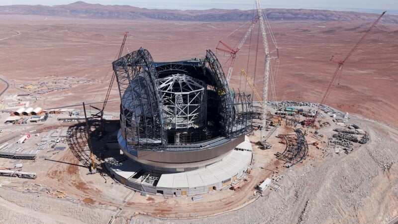 ZorzStudios's tweet photo. Stunning #photos show construction of world’s largest telescope https://t.co/rW6DS2HwZa
#MattGrowcoot #ELT #ESO #EuropeanSouthernObservatory #LargeTelescope #progress #space #telescope #construction https://t.co/TQMwxrkraK