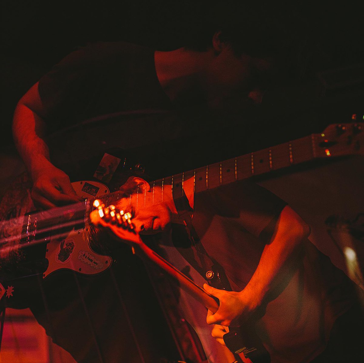 PhylisHamden's tweet photo. Концерт в столовке, по заказу поварих. Band: Diakov

#music #musicband #rockmusic #doubleexposure #multiexposure #expression #musicphotography #artist https://t.co/dfnDQhxwId