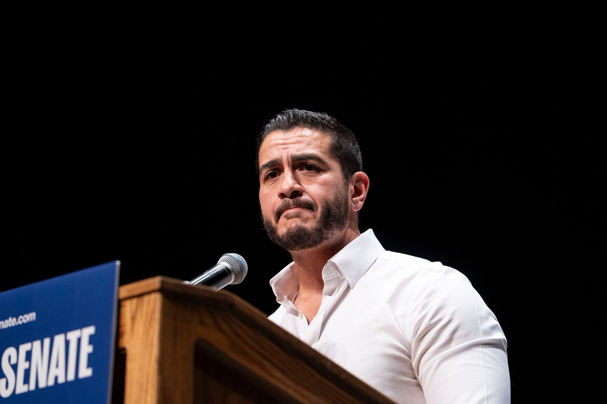 PollTracker2024's tweet photo. #MichiganSenate
Abdul El-Sayed at rally tonight
"I look forward to working with the next Democratic president when she takes office in 2029"