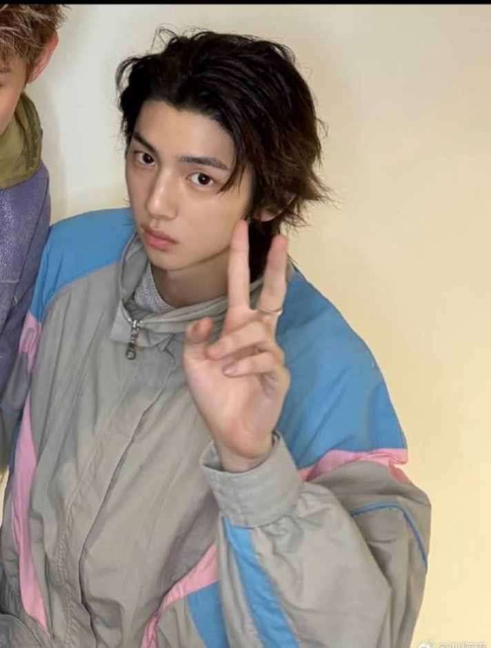 JuhoonPoyoyoi07's tweet photo. JUHOON ✌🏻🍀♡♡♡

#JUHOON #주훈 #CORTIS https://t.co/ZiH8yg8Wat