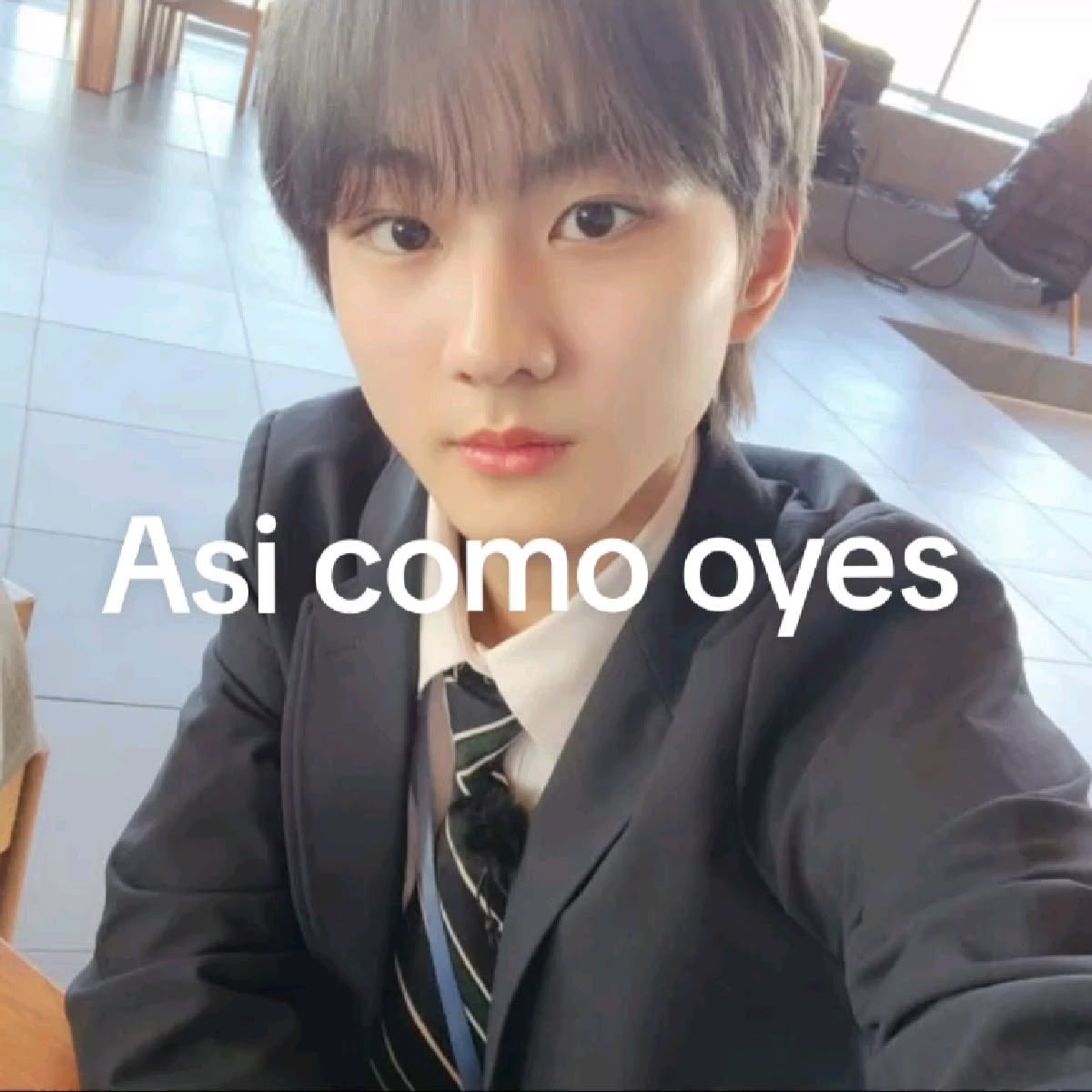 azulaaddaa's tweet photo. mañana hacen desayuno en mi colegio y yo no llevo nada pero si voy a comer lo q lleven 😎😎 https://t.co/tSSkvMjNqK