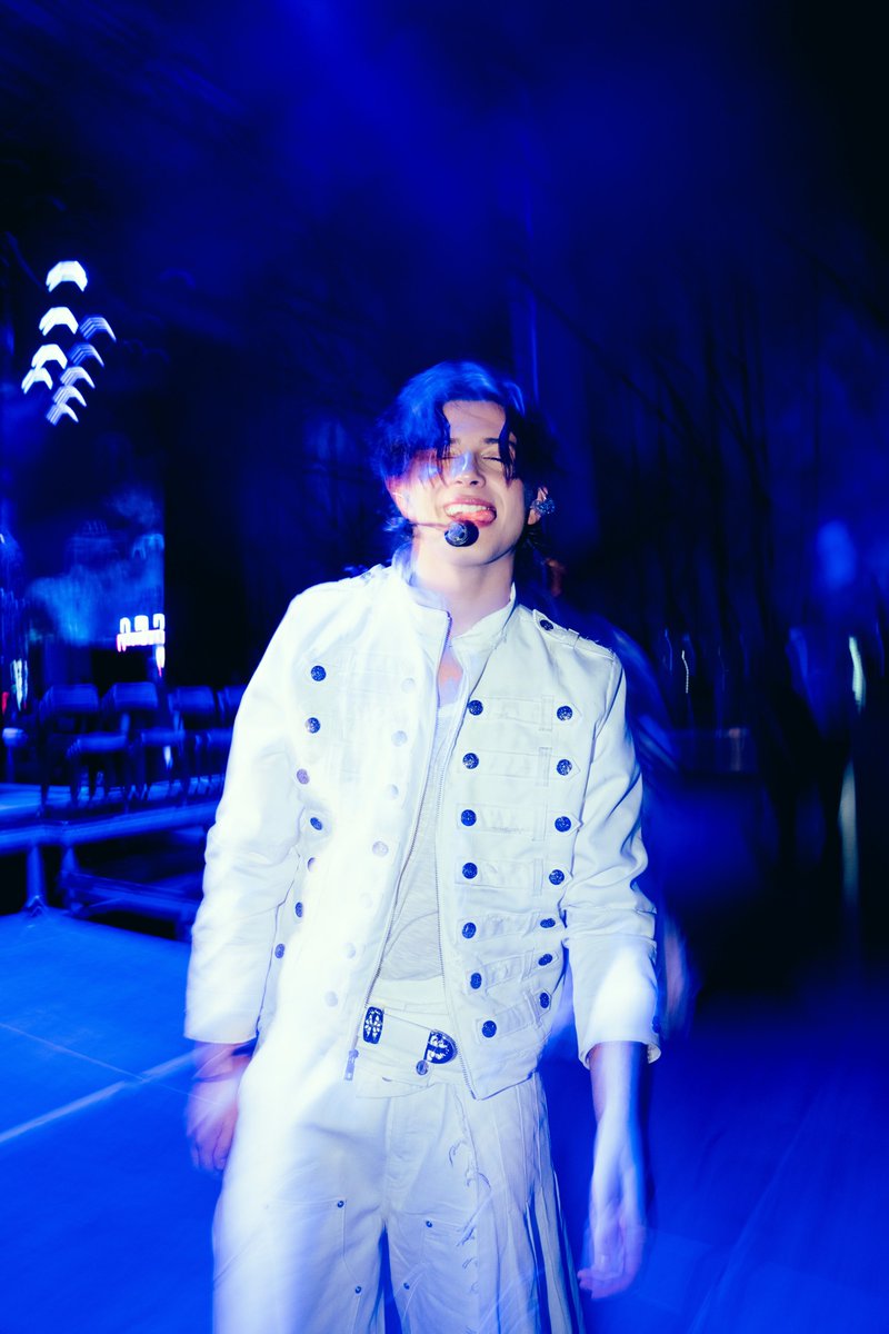 StbvBase's tweet photo. [260923] ALEJANDRO stuns in new photos Show Day at Premios Juventud via Weverse

#SANTOSBRAVOS #ALEJANDRO https://t.co/YWx9wRU3bv