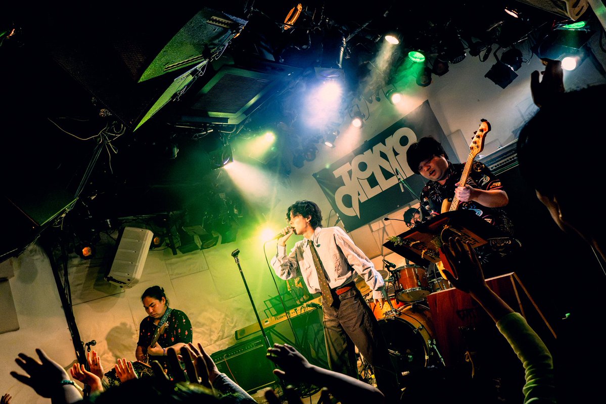wata4589108's tweet photo. 9.22 TOKYO CALLING2026
セットリスト

リハ　四季折々
1.  Life
2. ココア
3. What???
4. Skrrrrr!!!
5. 小波
6. 春彼岸
7.  立春
8. 花手紙

OPSEは新曲のインストでした https://t.co/4DLNj5WLPY