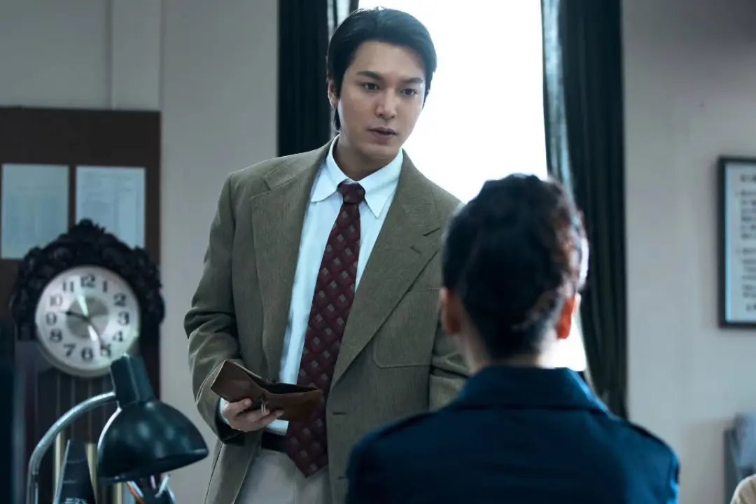 aravega70's tweet photo. Este nuevo capítulo ya comenzó. Hoy Corea comparte #TheAssassins en pantalla grande. México mantiene abierta esa ilusión con #LeeMinHo. 🇲🇽 Sería especial verla en salas de @Cinepolis. @MasQueCineLatam #TheAssassinsEnMexico #암살자들 https://t.co/j60VQb0Nri