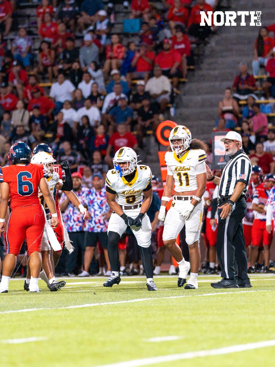 northvue's tweet photo. Trojans Stun Crusaders 

The Mililani Trojans dominated the St. Louis Crusaders with a blow out win of 42-0. Read more on our website: https://t.co/mud7PLYZOk 

📸: @pakelawheeler https://t.co/sVIH63ReqR