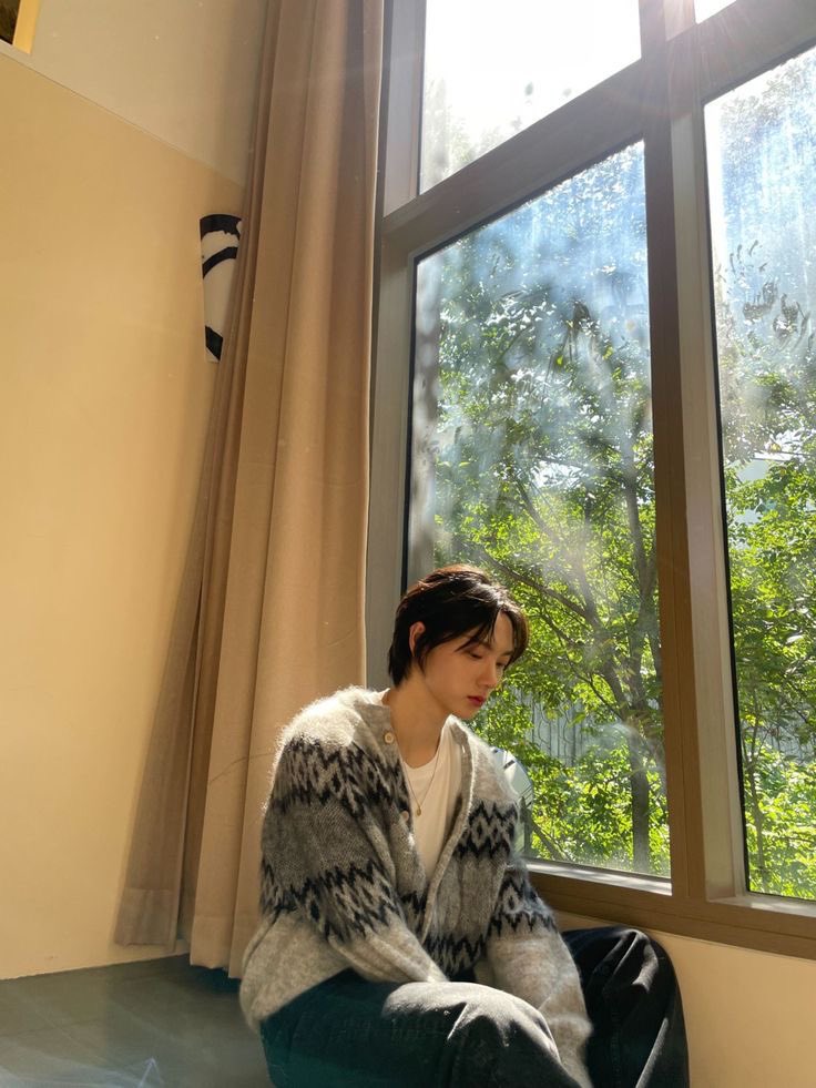 kylieleotumblr's tweet photo. ￼🌱🌱 https://t.co/9eH5BJisFG