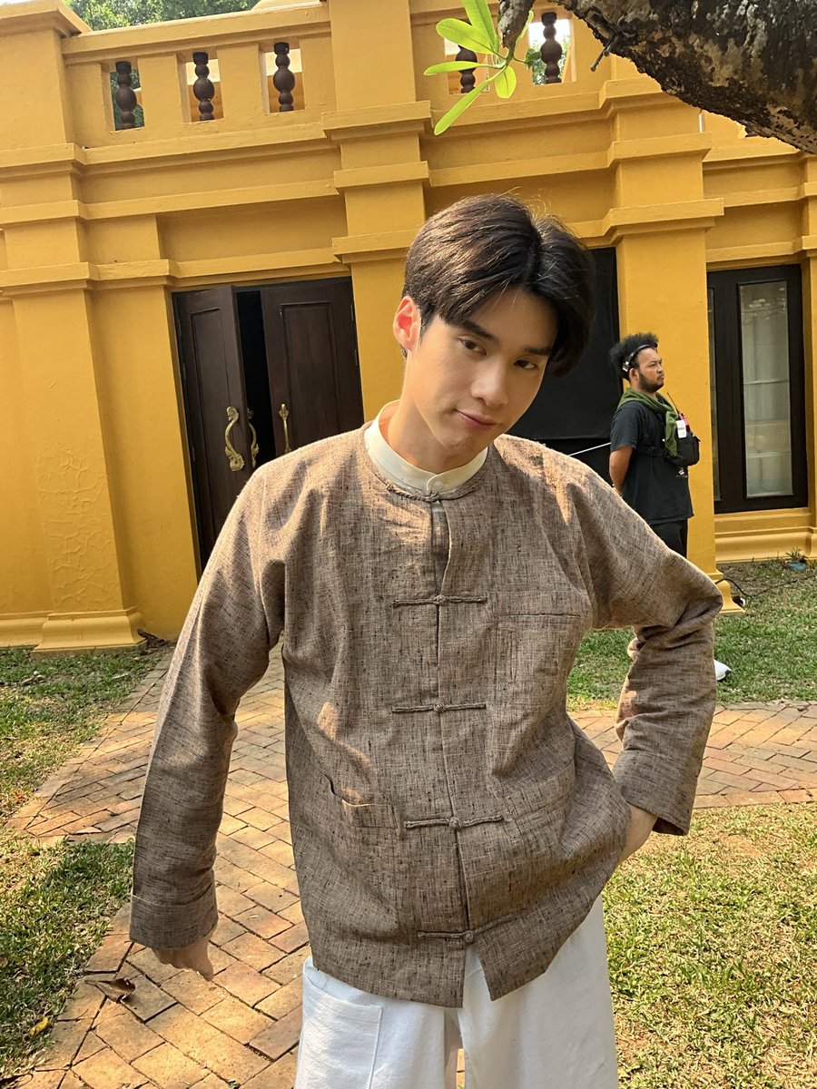 pinkabluu's tweet photo. ปางไม้น่าจะต้องรับจดหมายจ่าหน้าซองถึงเจ้าน้อยไม่ต่ำกว่าวันละ 100 ฉบับ ก็น่ารักซะขนาดนี้ อยากส่งจดหมายจีบคับ 💌👌🏻 https://t.co/REy5jA1YtM