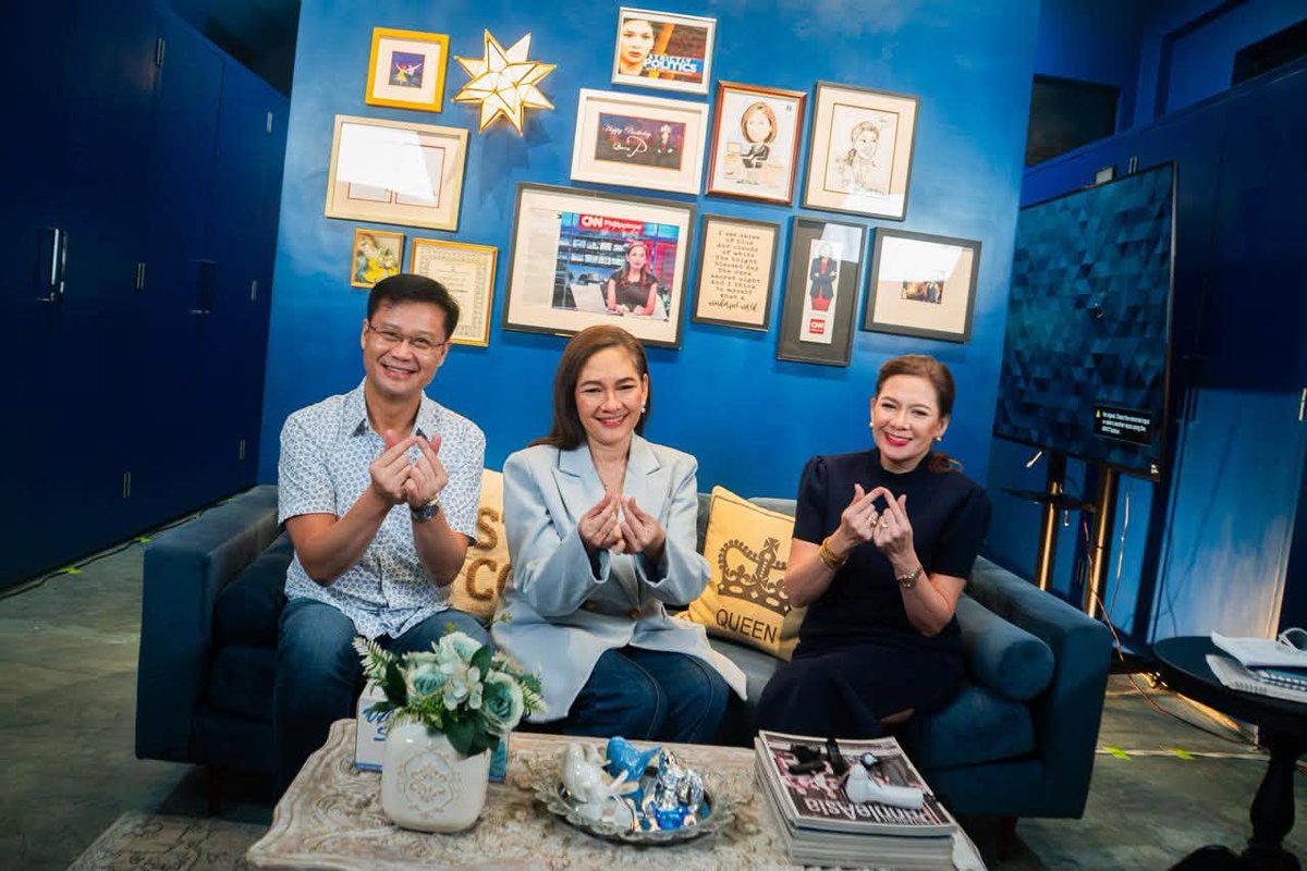 PhilstarNews's tweet photo. MOWM & DAWD ON TITA P’S SHOW 🎙️

Senator Risa Hontiveros shared photos of herself with Senate President Win Gatchalian from their guesting on a podcast hosted by Pia Hontiveros.

“Napanood niyo na ba ang guesting ni Mowm & Dawd sa show ni Tita P?” Hontiveros wrote in her post, sharing the episode for those who have yet to watch.

📷 Sen. Risa Hontiveros